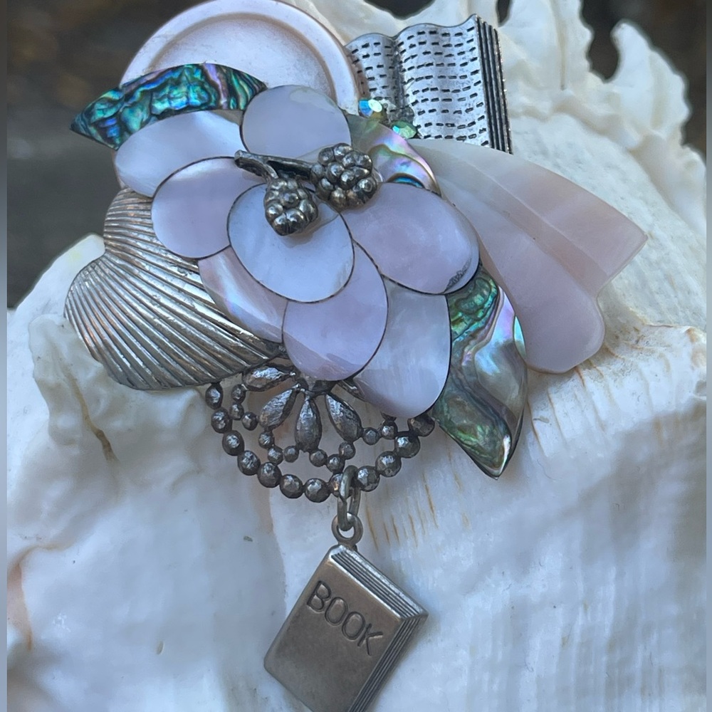 Beautiful antique sterling silver and abalone shell brooch